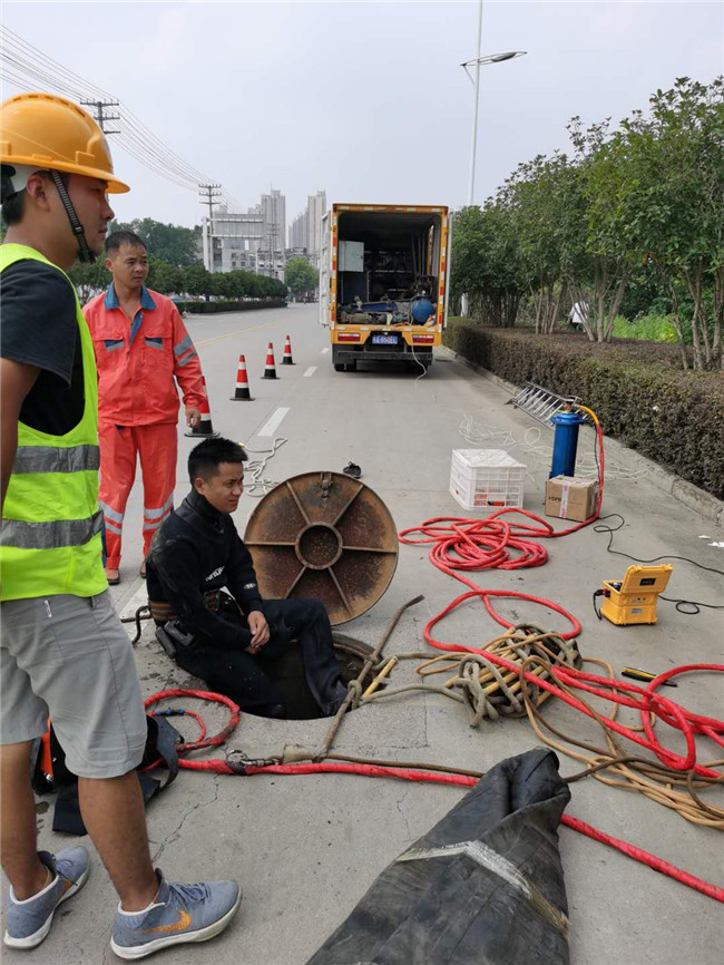 泰丰办事处翻衬法管道修复技术主要工序